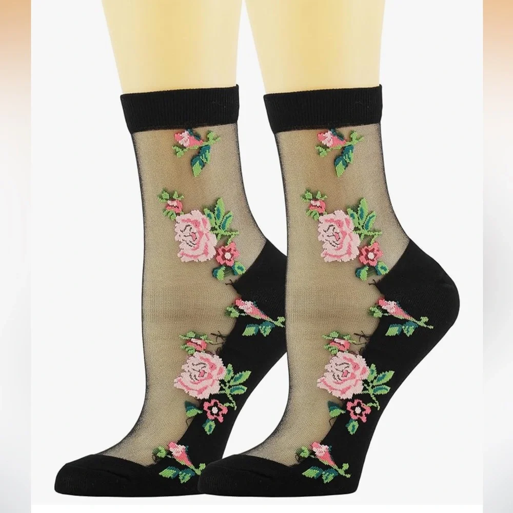 🆕 Floral Embroidered Sheer Ankle Socks - Black